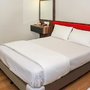 Oyo 90027 Happy Hotel